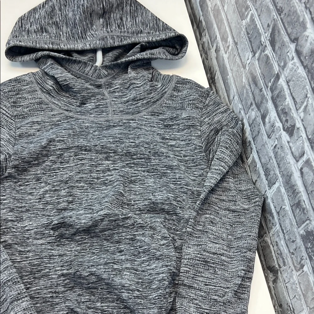 Athleta Gray Long Sleeve Hooded Top - Picture 7 of 7